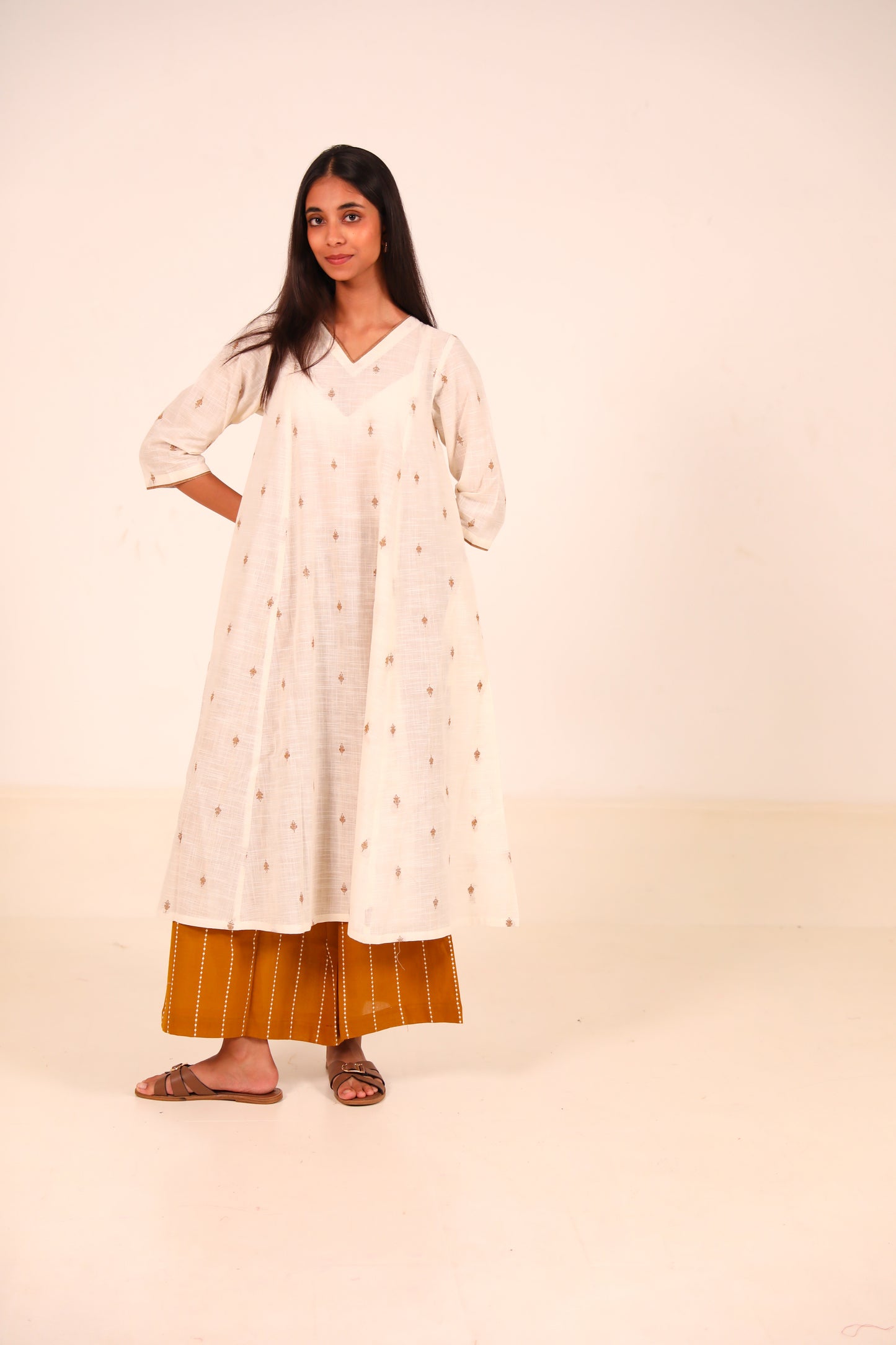Mother of Pearl Kurta Set