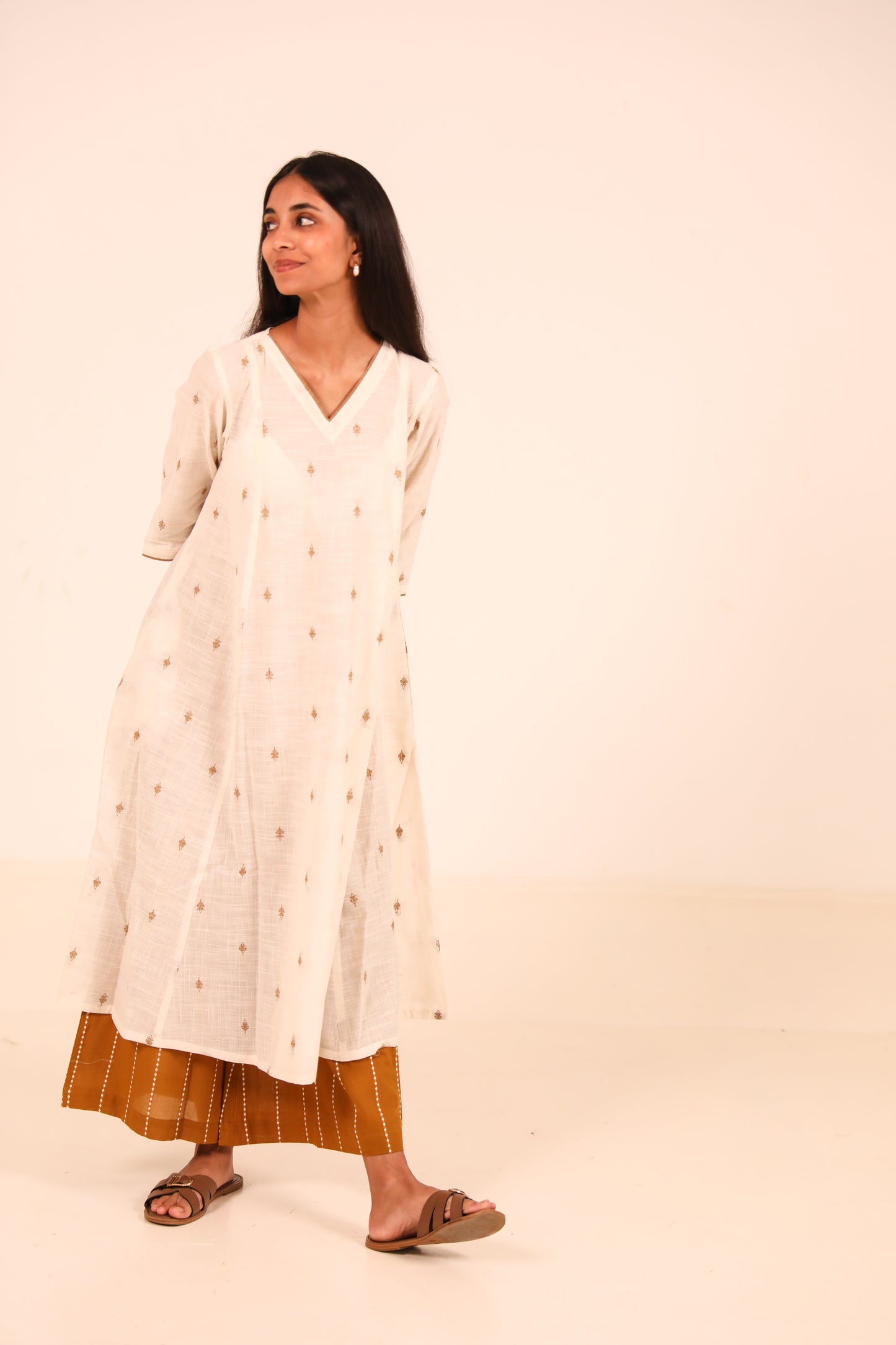 Mother of Pearl Kurta Set