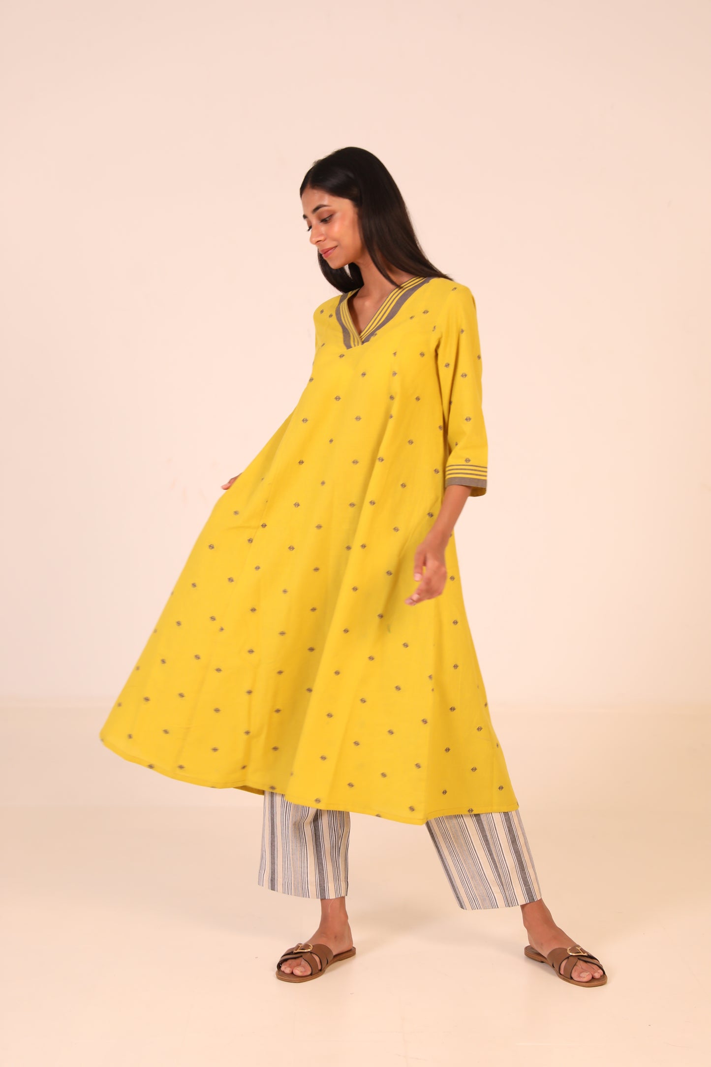 Dandelion Kurta