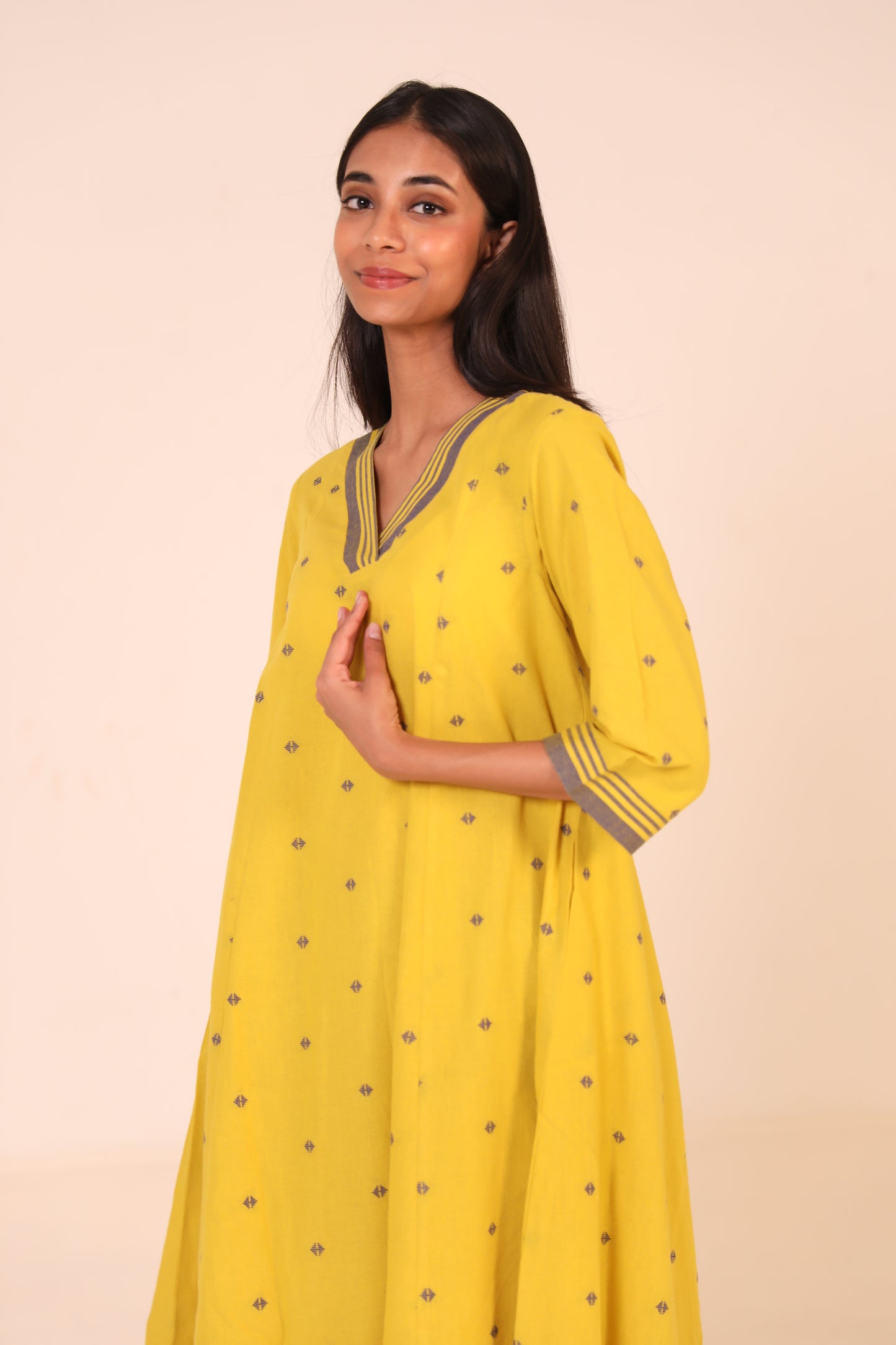 Dandelion Kurta