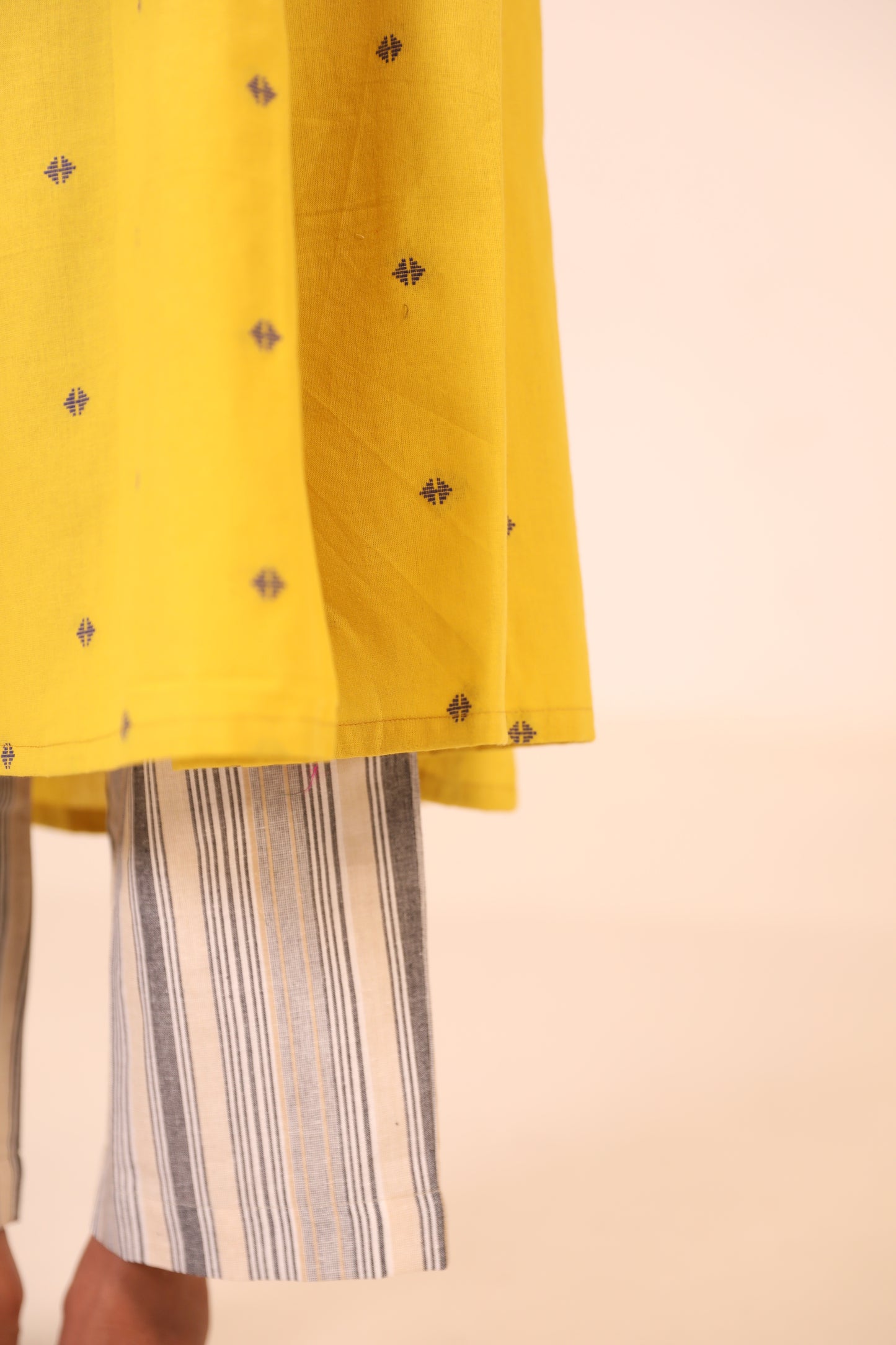 Dandelion Kurta