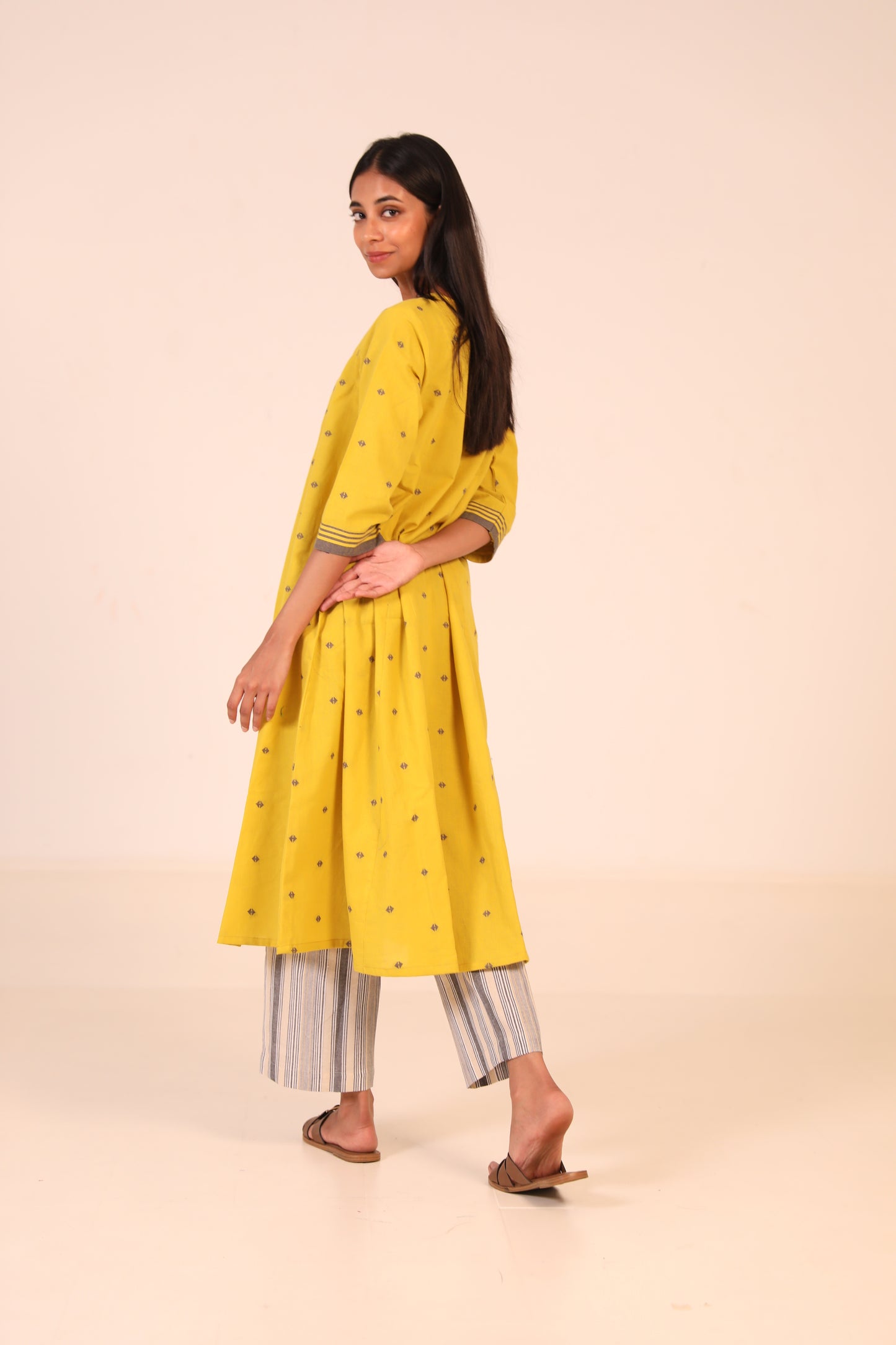 Dandelion Kurta