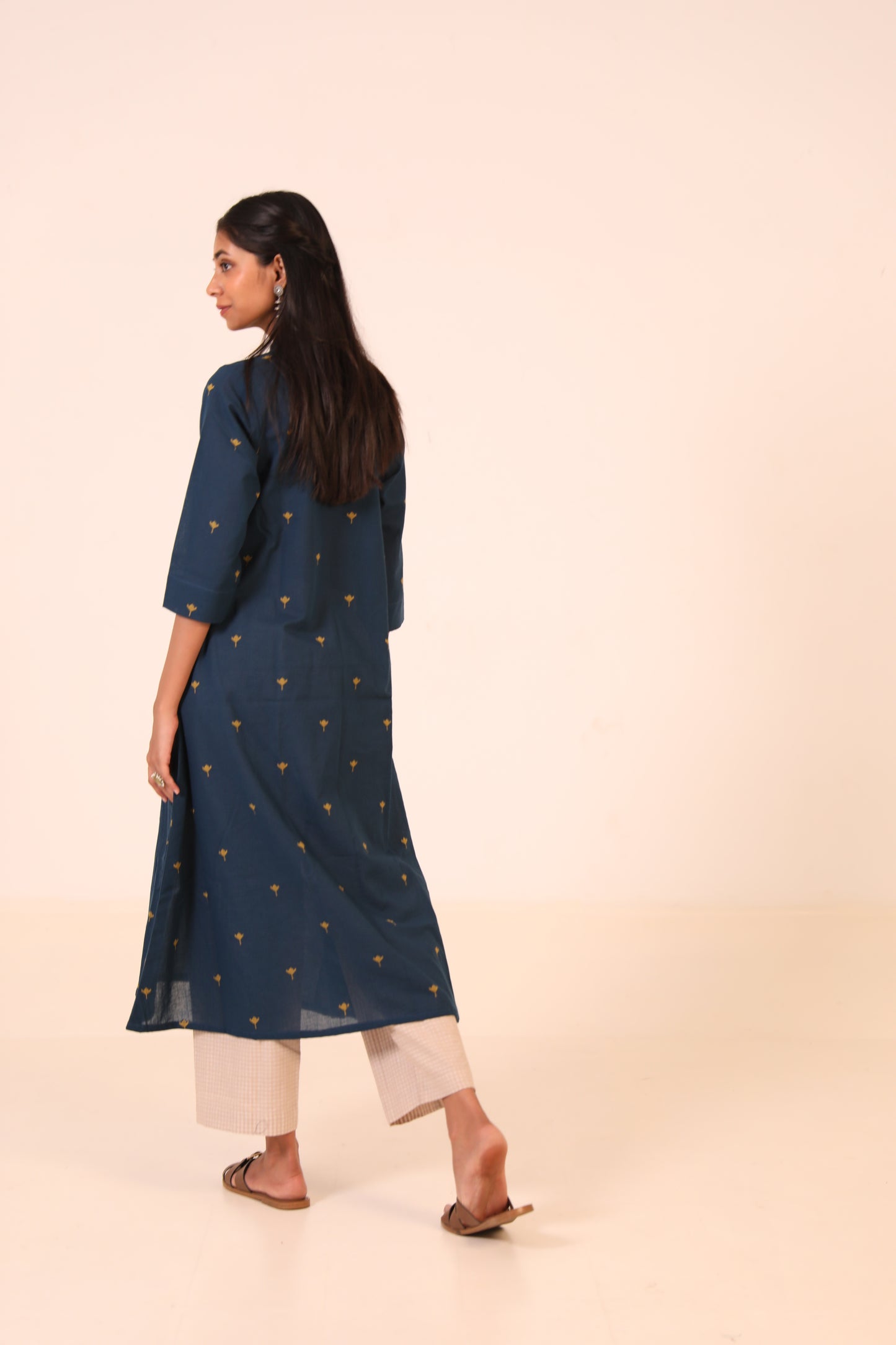 Beetle Wing Kurta Set