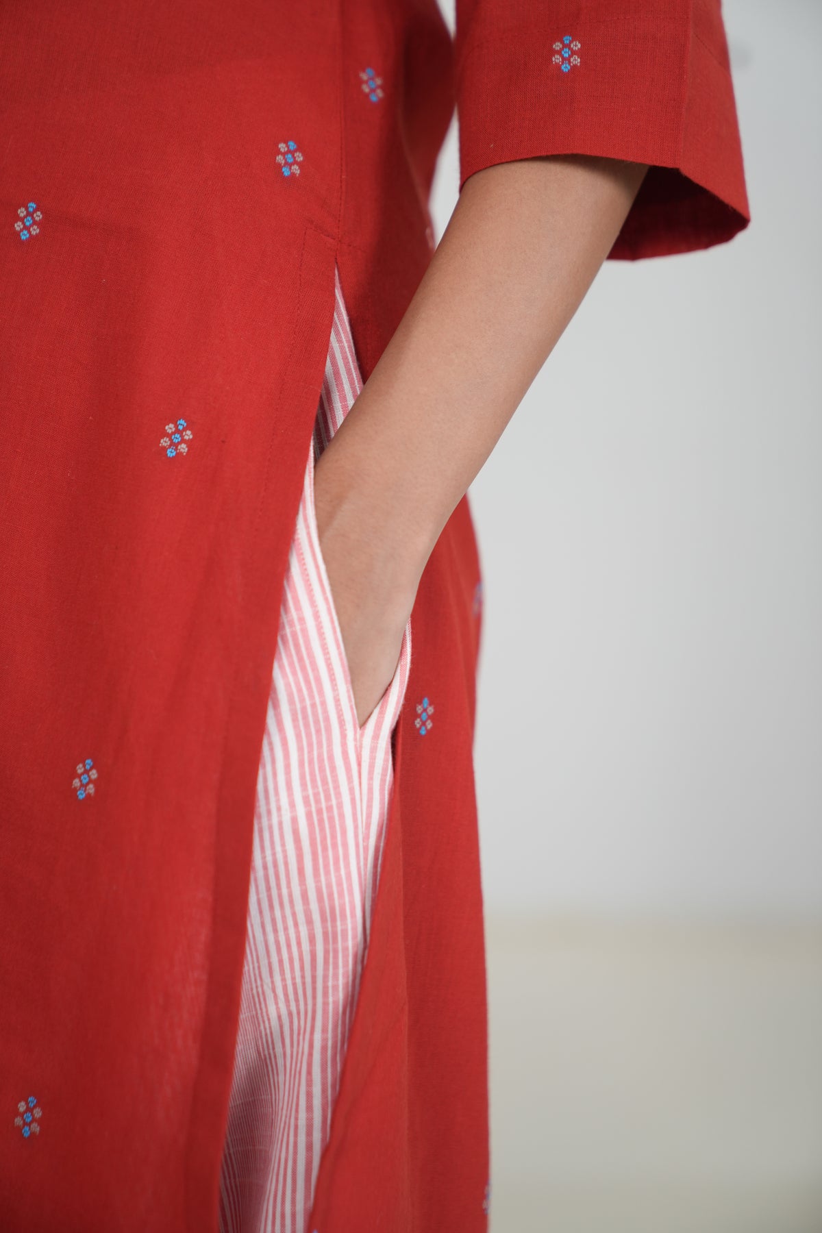 Sunehri Kurta Set