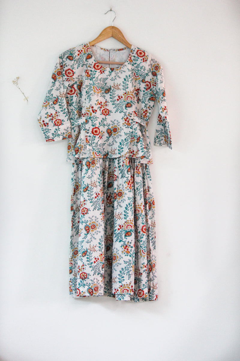 Flower Picker Dress Pleatedstory