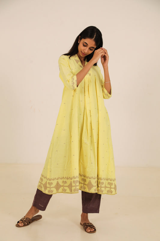 Butter Flower Kurta Set