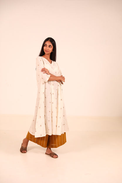 Mother of Pearl Kurta Set