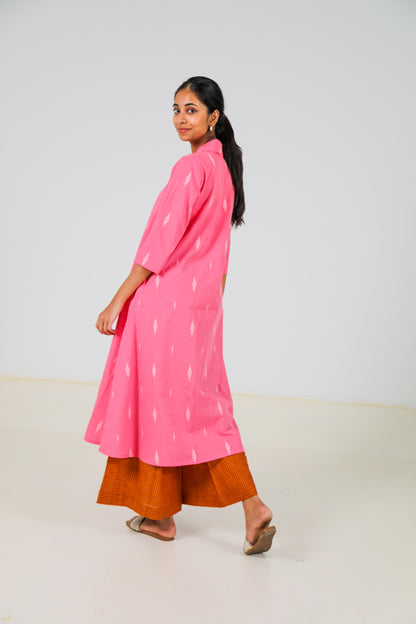 Elara Kurta