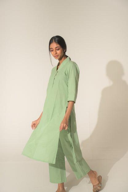 Good Earth Kurta Set