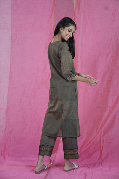 Mihira Suit Set