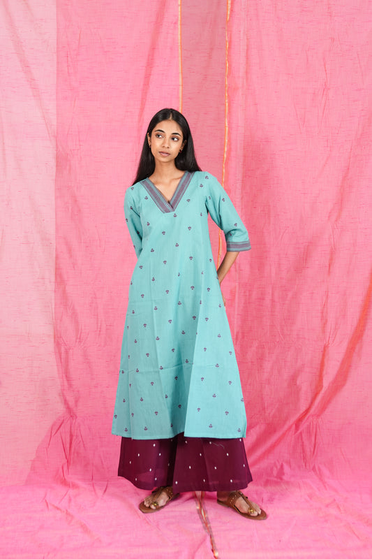 Aruni Kurta Set