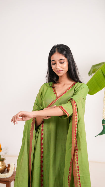 Valli Suit Set